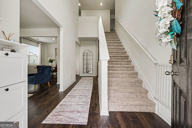 Building Photo - 265 Daurian Dr