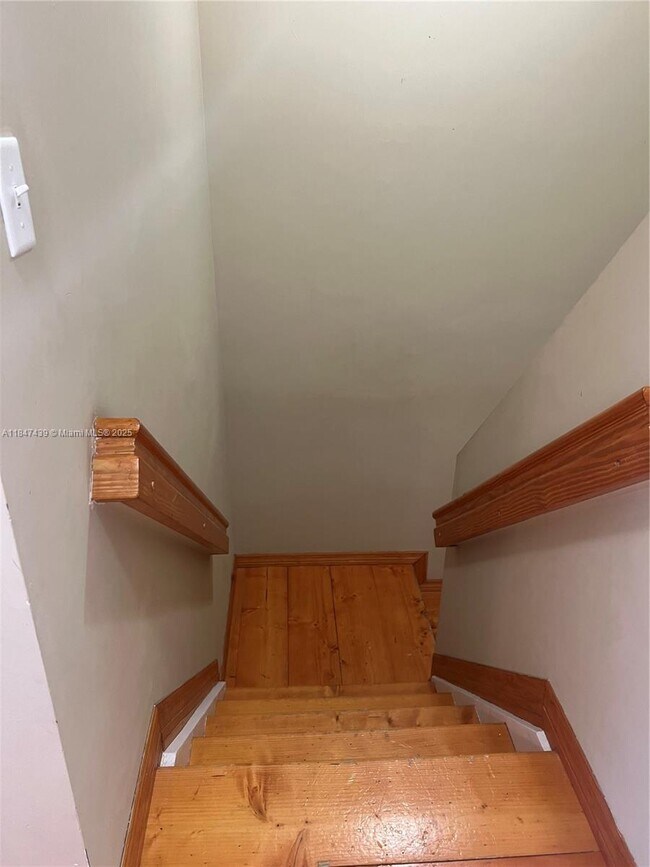 Building Photo - 17798 SW 139th Ct