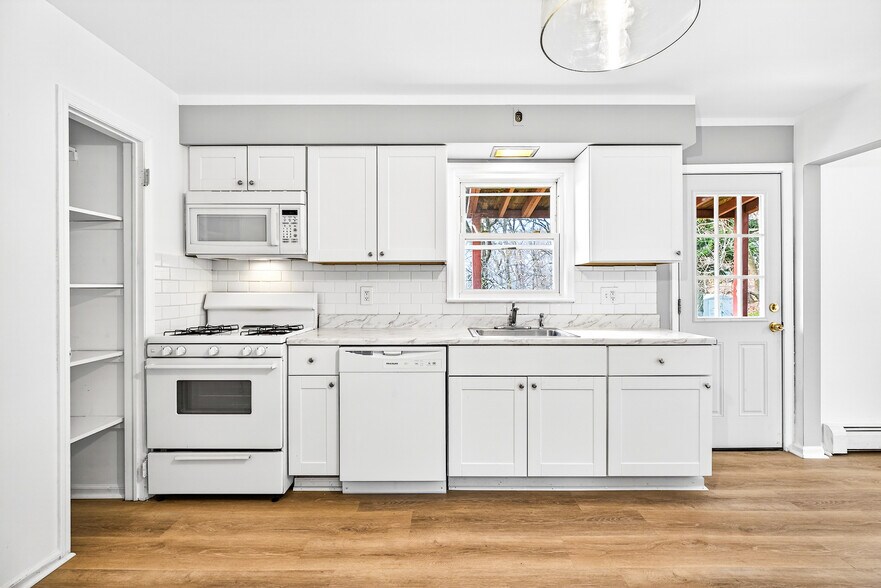 Building Photo - 93 Harrison Ave