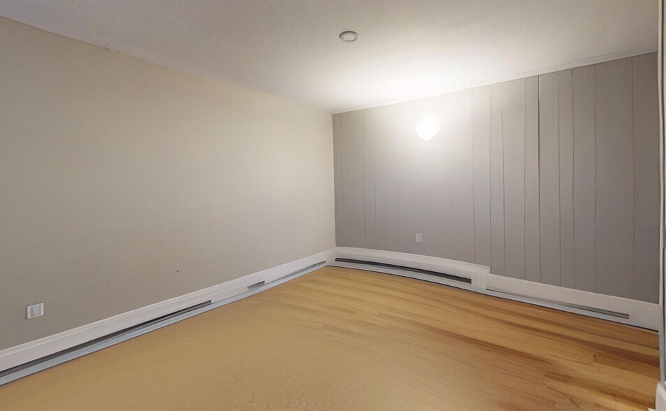 Building Photo - 91 Marlboro St