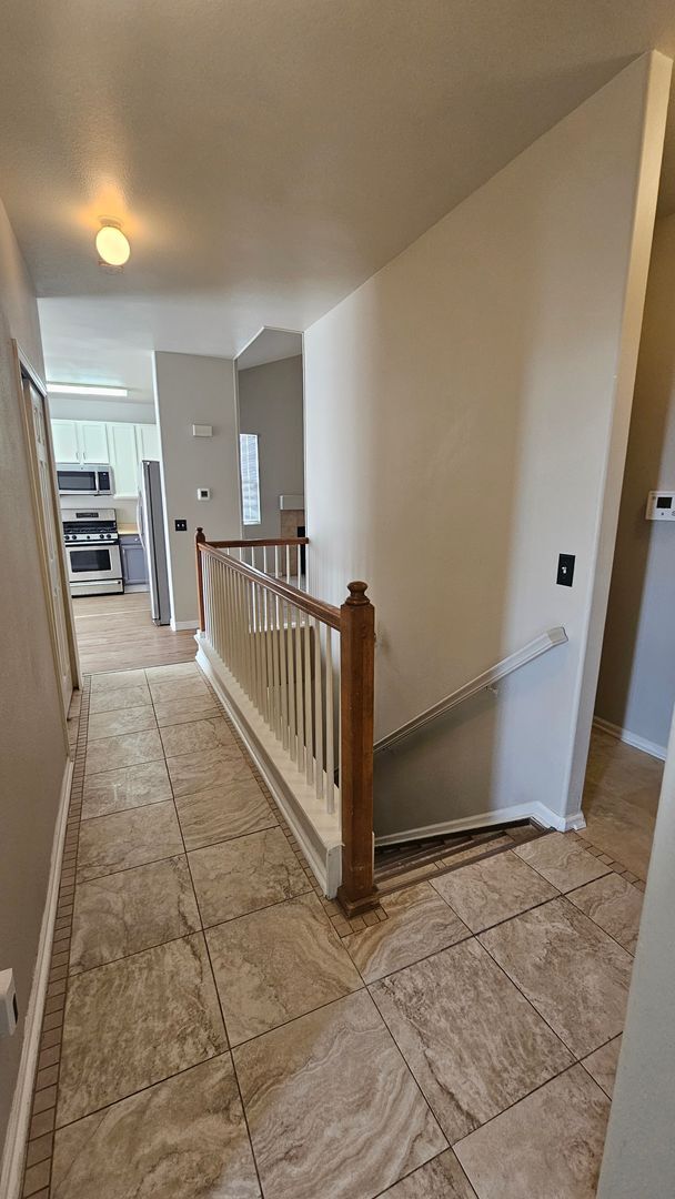 Building Photo - $2700 | 4BR/2.5BA | Pet Friendly House wit...
