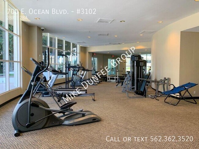 Building Photo - 700 E Ocean Blvd