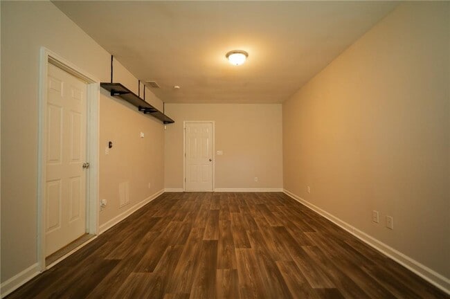 Building Photo - 1207 Discover Green Ln