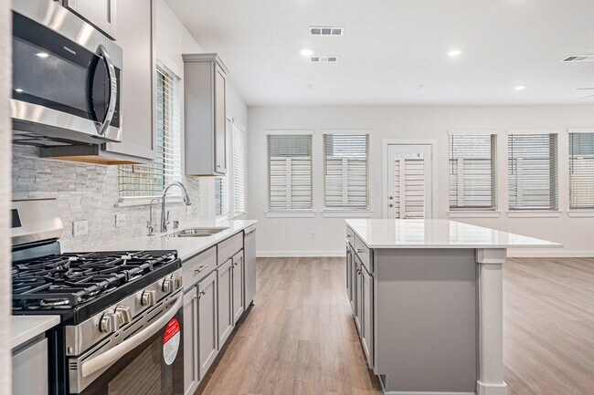 Building Photo - 17219 Walden Lk Ln