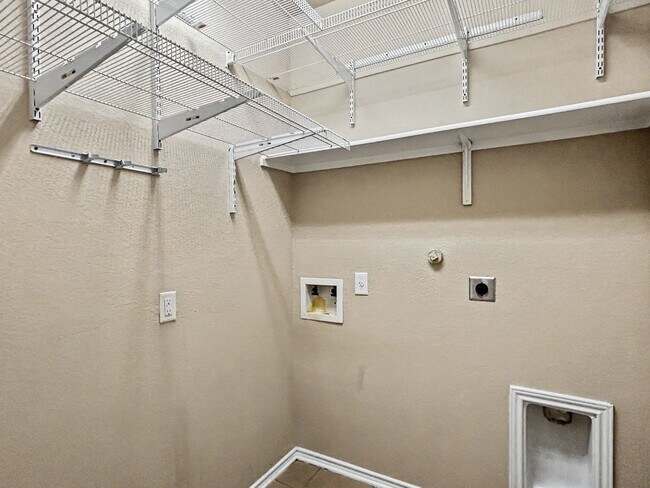 Building Photo - 10406 Boland Bend