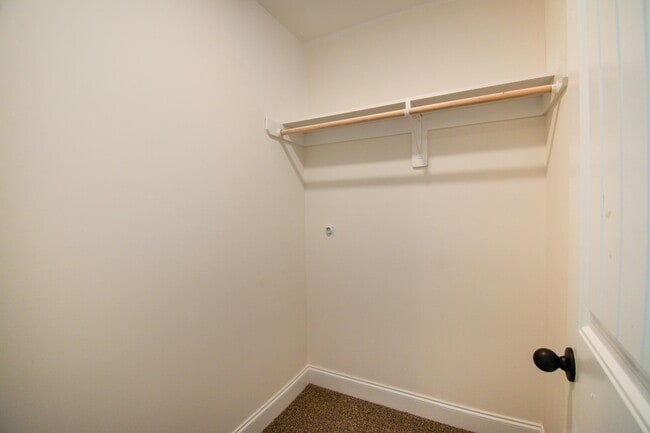 Building Photo - Beautiful 3 Bedroom + Flex Room in Gated Community of Mimosa Bay