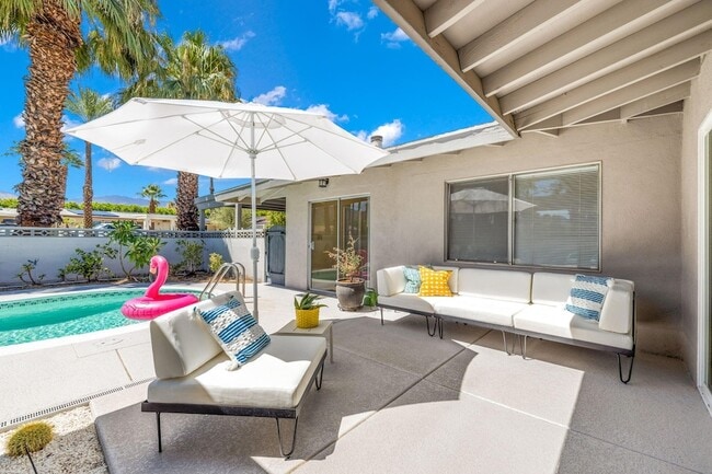 Building Photo - 74350 Covered Wagon Trail