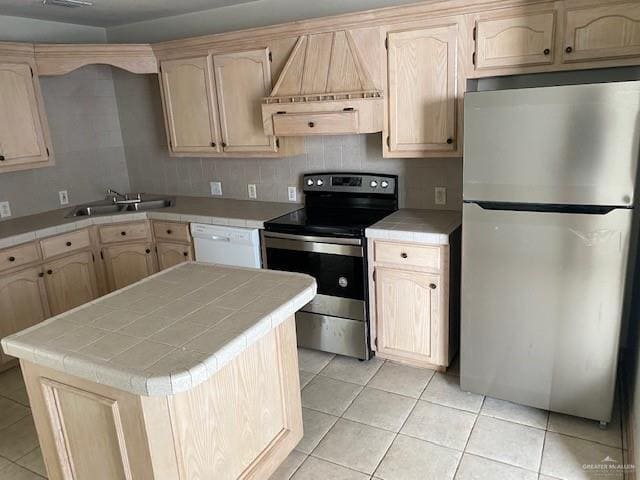 Building Photo - 25 I N St