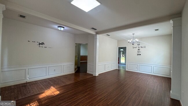 Building Photo - 125 Friars Head Dr NE