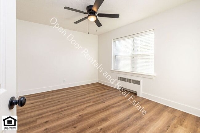 Building Photo - 1823 Griswold Dr