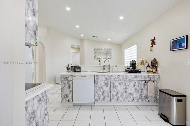 Building Photo - 12340 SW 144th Terrace