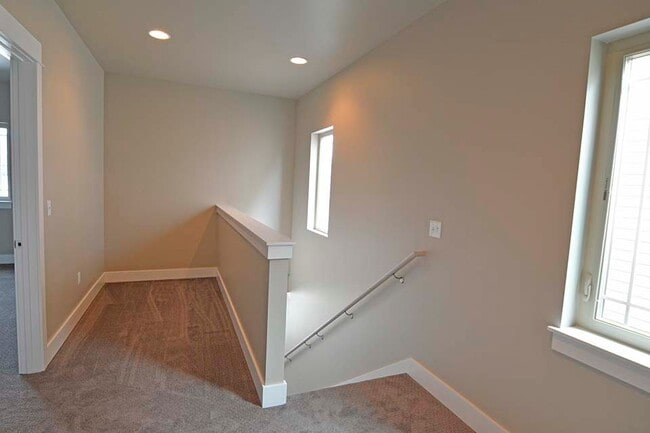 Building Photo - Luxury Four Bedroom with Farmland Views