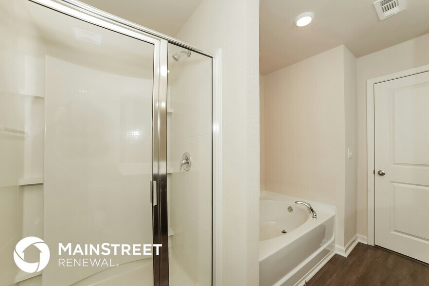 Building Photo - 334 Augusta Woods Dr