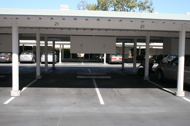 Building Photo - 33 Oxford