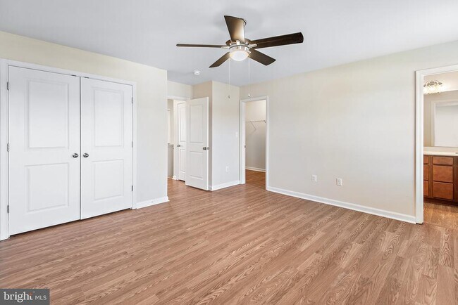 Building Photo - 1549 Wilmer Park Ln
