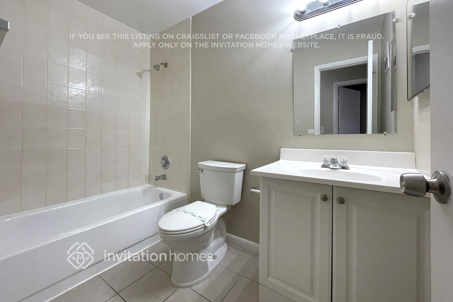 Building Photo - 11221 SW 117th Ct