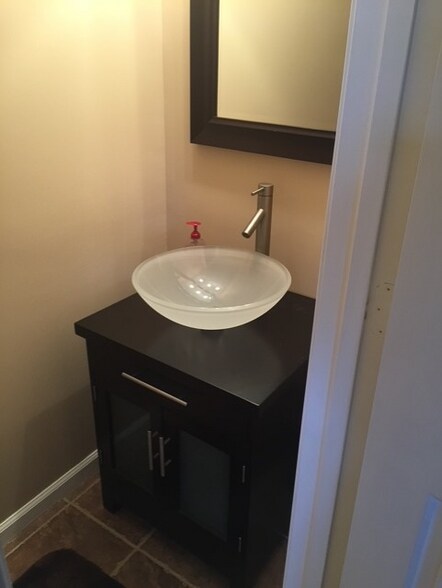 Building Photo - 5485 Trumpet Vine Ct