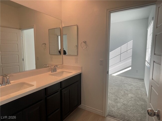 Building Photo - 6734 Chargehand Ave