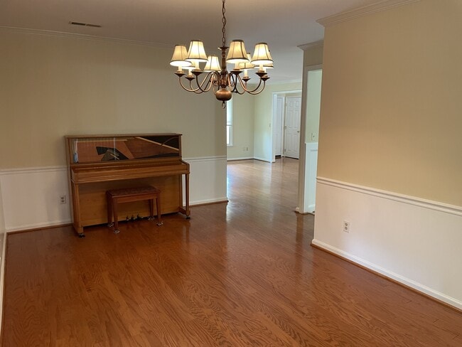 Building Photo - 2858 Powell Creek Dr
