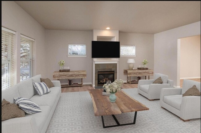 Building Photo - 21328 Oakview Dr