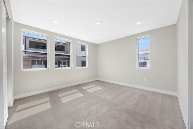 Building Photo - 173 Creation