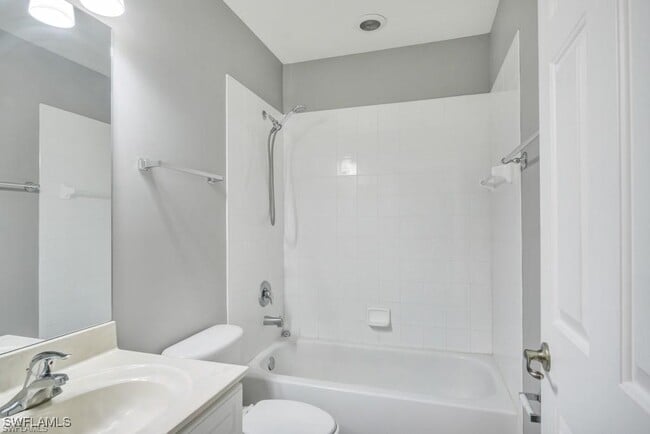 Building Photo - 10030 Salina St