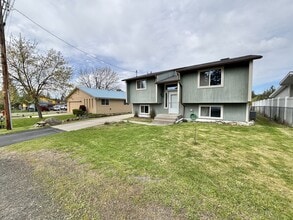 Building Photo - 346 S Jefferson St