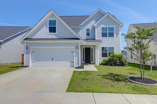 Building Photo - Pristine and Calm Home in Moncks Corner