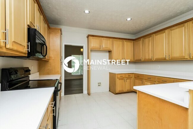 Building Photo - 4 Bedroom Pet-Friendly Home in McDonough, GA with Main Street Renewal