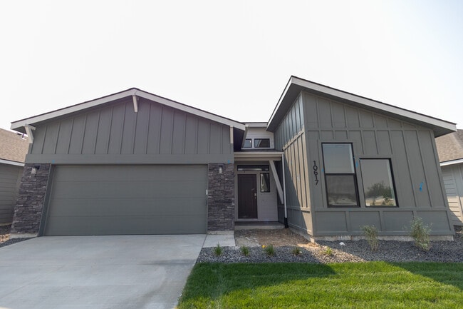 Primary Photo - 10617 W Garganey Dr