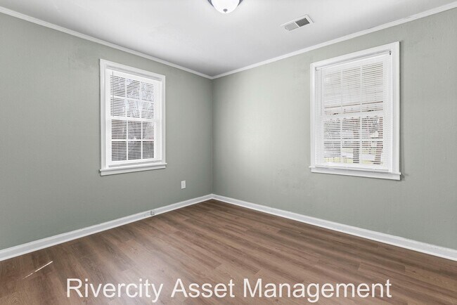 Building Photo - 4279 Ferndale Rd