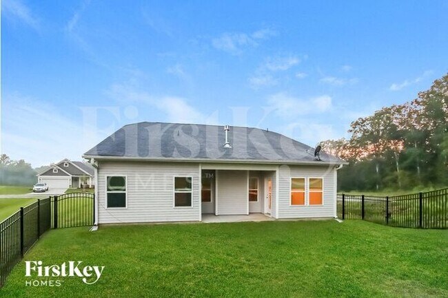 Building Photo - 7779 Creek Park Dr