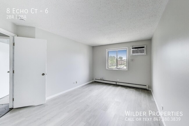 Building Photo - 8 Echo Ct