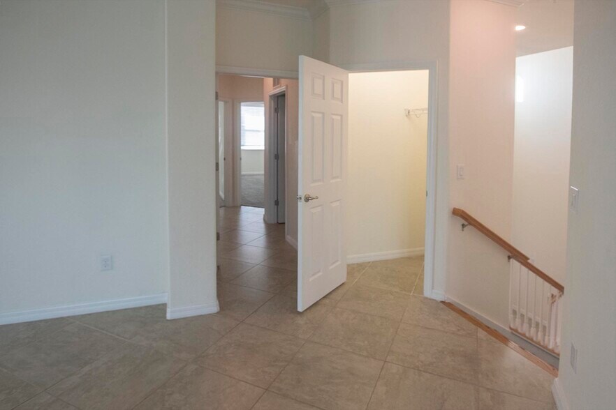 Building Photo - 903 Tidewater Shores Loop