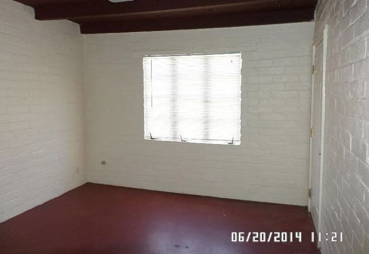 Building Photo - 3574 E Bellevue St