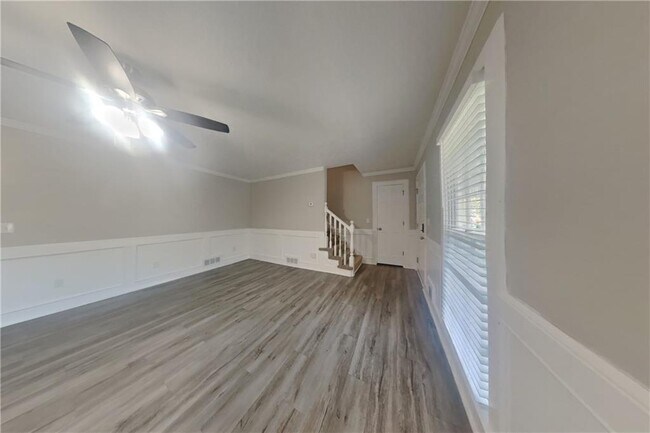 Building Photo - 1704 Cum Laude Way