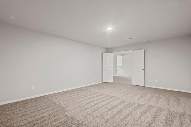 Building Photo - 14108 N Crater Lake Trail