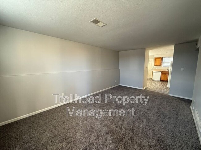 Building Photo - 1100 N Noland Rd