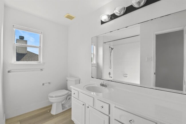 Building Photo - 16727 Summer Cypress Ct