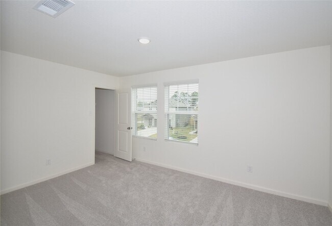 Building Photo - 15291 Abella Dr