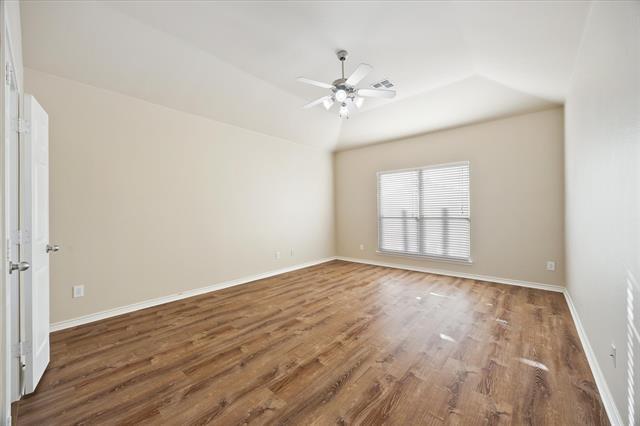 Building Photo - 2749 Cobblestone Dr