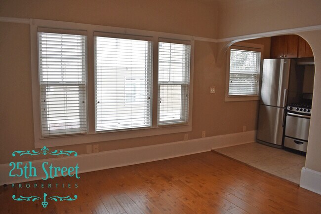 Building Photo - 801 F St Apartments