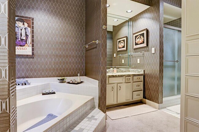 Building Photo - 6700 Belmont St