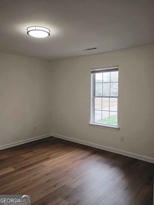 Building Photo - 218 Pope Hill Cir