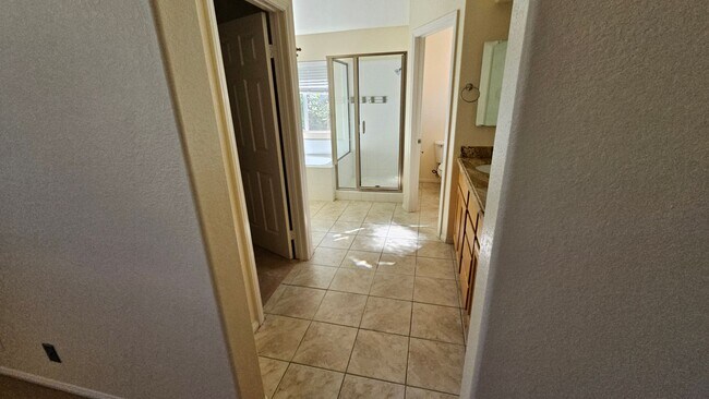 Building Photo - SCRIPPS RANCH / SAN DIEGO - Nice 4 Bedroom...