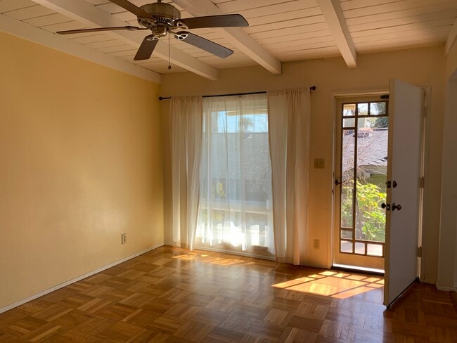 Living Room - 229 Coronado Ave