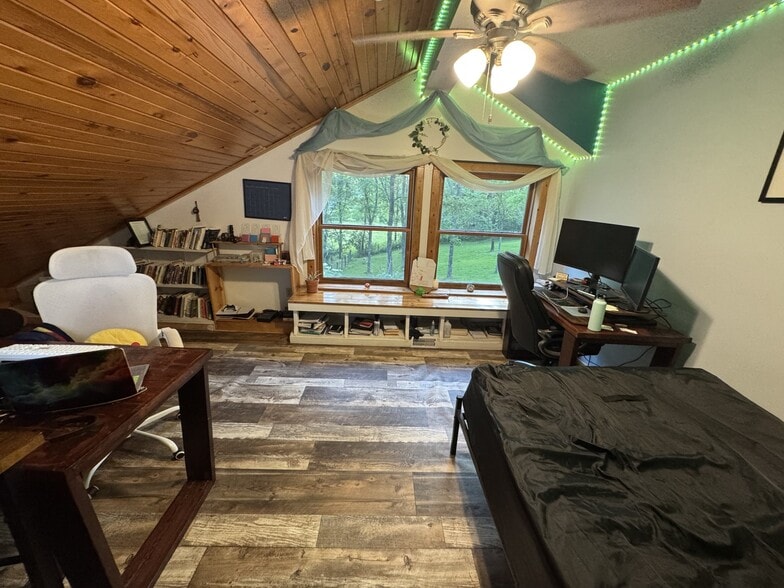 Building Photo - 4595 Plum Creek Rd