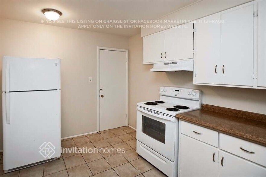 Building Photo - 2324 Fulton St