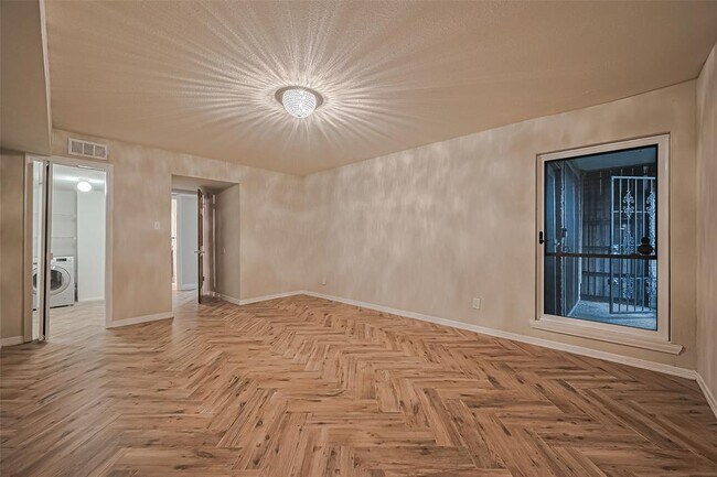 Building Photo - 4633 Wild Indigo St