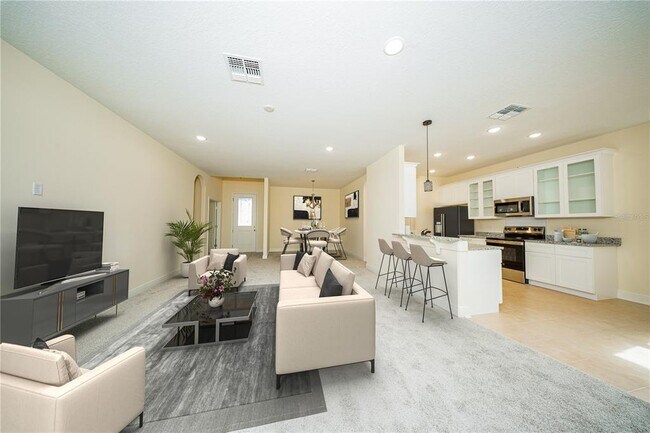 Building Photo - 1447 Kissimmee Dr